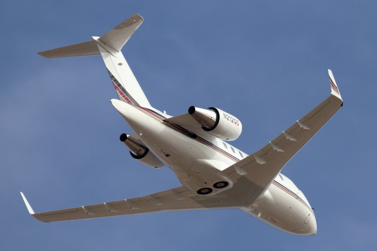 ayu3_BLUE's tweet photo. Nov. 8 2020
NetJets Aviation
Bombardier CL-600-2B16 Challenger 650
N212QS
#PHX #PhoenixSkyHarbor #NetJet #Challenger650 https://t.co/IaKlTXeoul