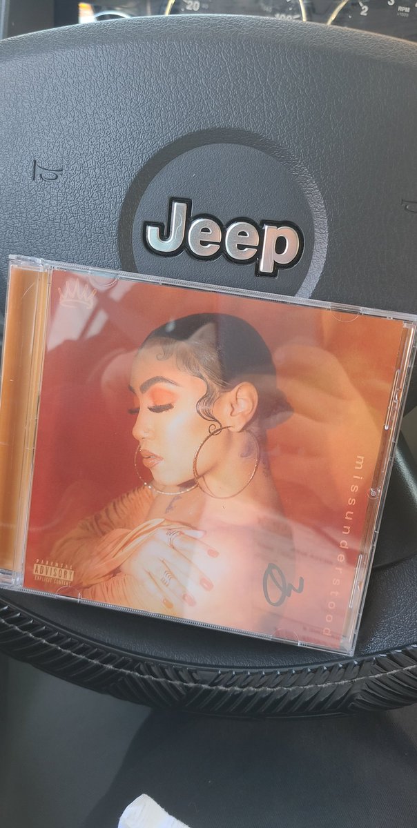 Regemax93's tweet photo. Got your back. Album is amazing @queennaija https://t.co/Fyhr3sUYp5