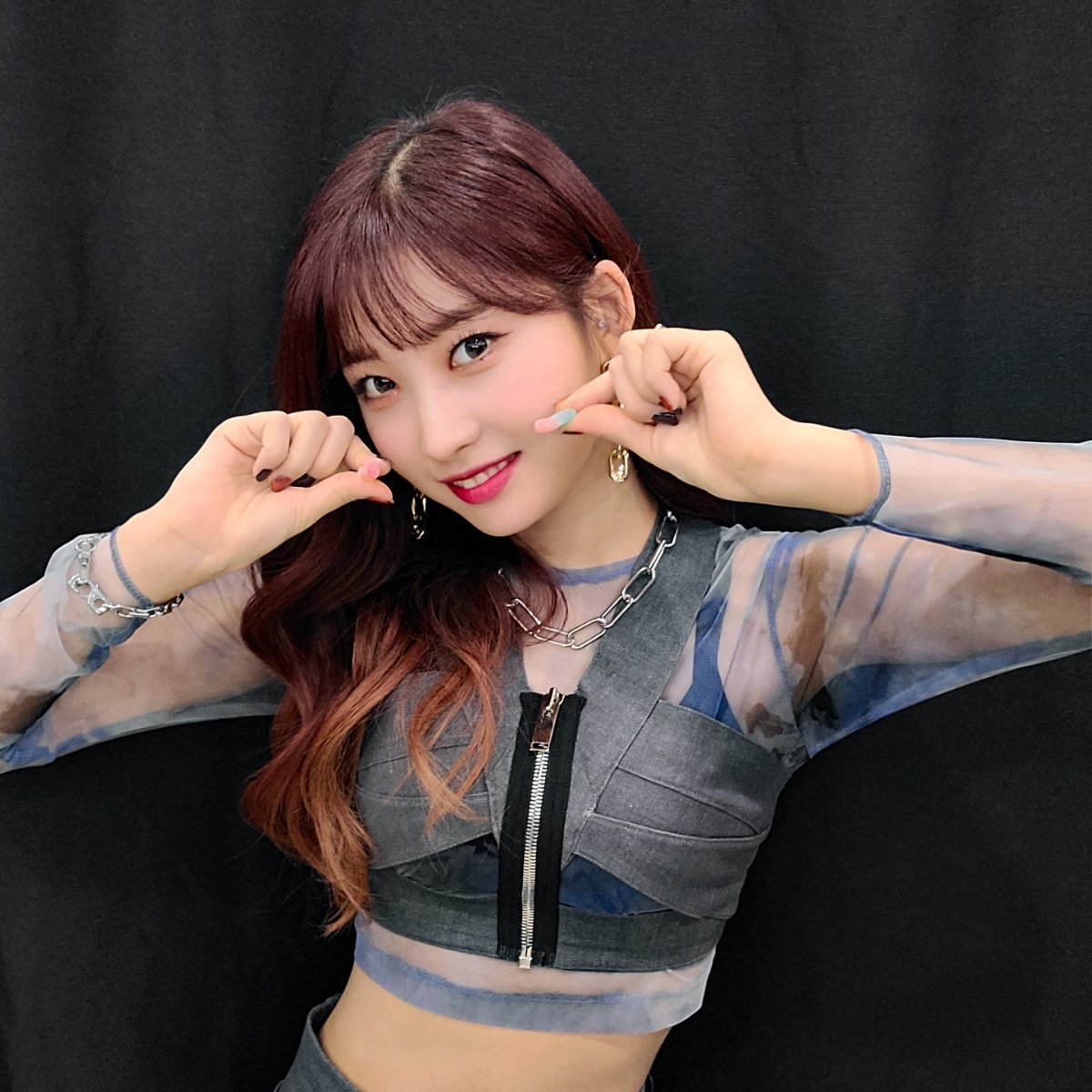 589SH's tweet photo. 오늘의 뽀너스 사진! https://t.co/wpJbcMSsD1