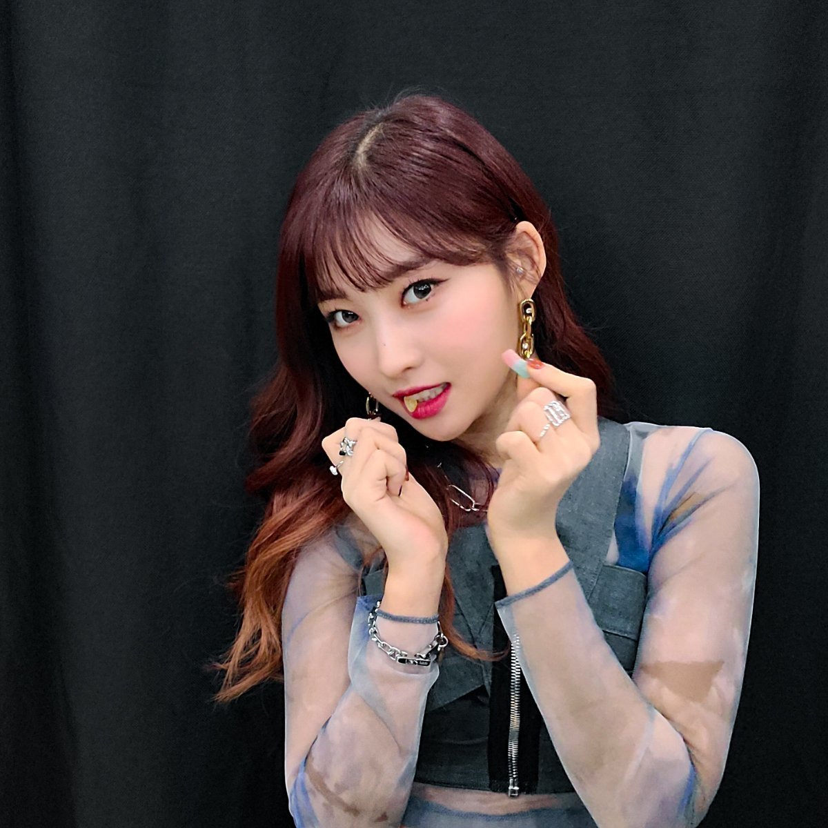 589SH's tweet photo. 오늘의 뽀너스 사진! https://t.co/wpJbcMSsD1
