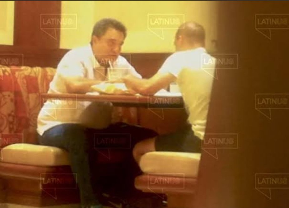 Así la Justicia de la 4ta Transformación

Manuel Bartlett con sus 29 casas y millones en cuántas bancarias
✅EXONERADO
John Ackerman e Irma Eréndira Sandoval con sus casas
✅EXONERADO
Pío López Obrador con la evidencia en vídeos de recibir dinero
✅EXONERADO