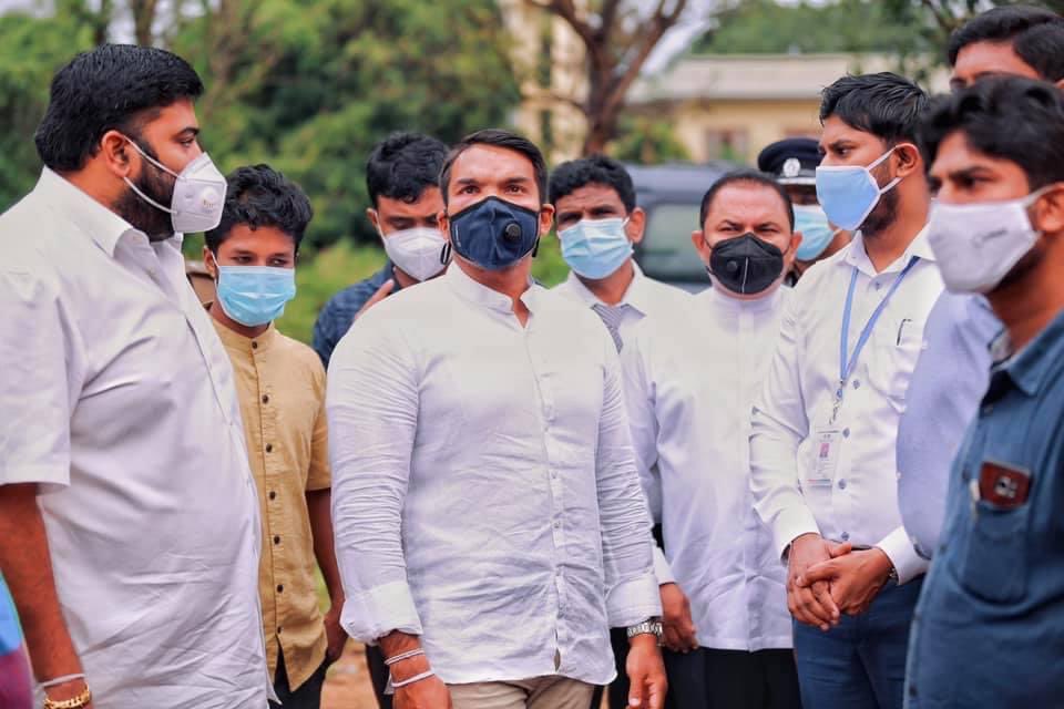 AngajanR's tweet photo. Made an inspection visit along with @RajapaksaNamal to Hon. Minister’s concept to convert #SmartSL in Jaffna as a multipurpose Youth Community Center #YCC for all Jaffna youth to come & learn #music #media etc or as a place for #coworking #CareerDevelopment #Entrepreneurship etc https://t.co/uuenGrFDFa