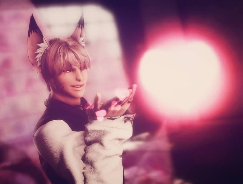 SageOfDoma's tweet photo. It was over once you saw this smile...
#kitsune #fox #GPOSERS
#ffxivsnaps #pcgaming #mmorpg #faefoxcharacters #gaymer
#thepinkkitsune https://t.co/kZ8xAbGeek