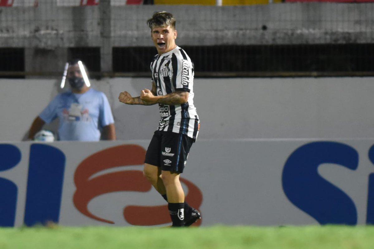 LAPECOSAFUTBOL_'s tweet photo. Finalizado el partido #RedBullBragantino 1 - 1 #Santos Brasil Campeonato #Brasileirรฃo ๐ง๐ท Jan Hurtado (@JancaHurtado) ๐ป๐ช FUE TITULAR 90' - ///- Yeferson Soteldo (@YefersonSoteldo) ๐ป๐ช FUE TITULAR ๐ 84' (LESIONADO) MARCO GOL โฝ #VENEX #LAPECOSAFC https://t.co/t9ymbuzBOi