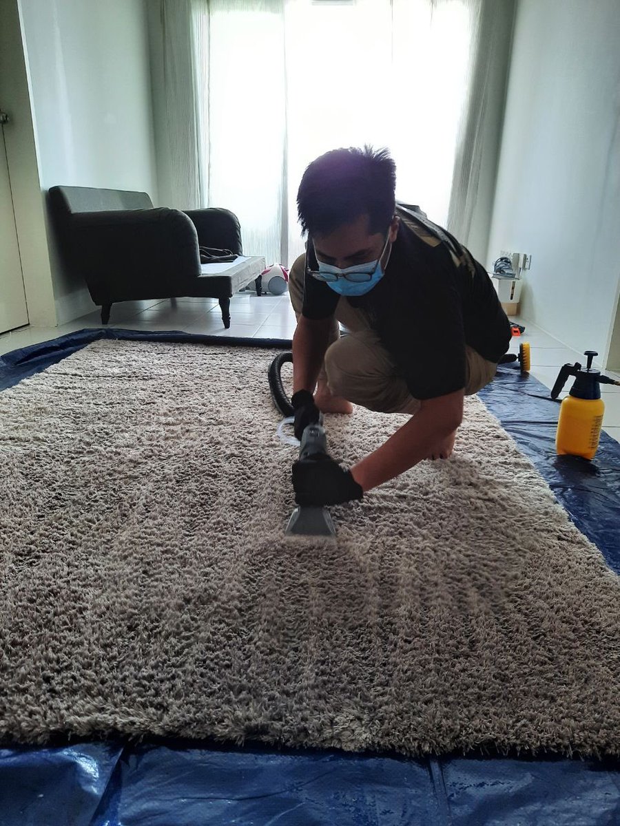 AlifMohdNor's tweet photo. Hai orang Shah Alam dan Lembah Klang, saya ada buat servis cuci seat kereta, karpet, sofa dan tilam

Boleh dm saya kalau perlukan khidmat saya.

Ahad ni slot masih kosong. Sapa nak boleh dm terus https://t.co/quX7awvFB1