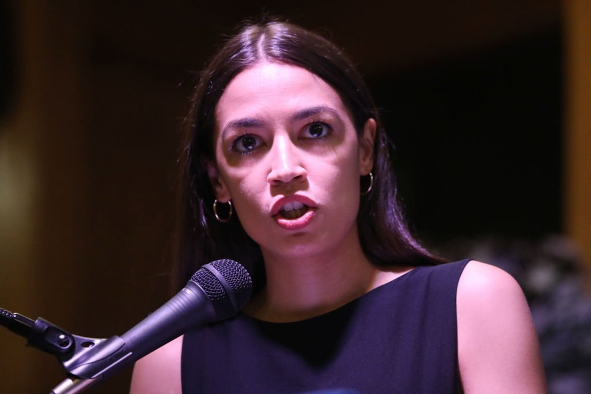 realDailyWire's tweet photo. AOC: I’m Doing ‘Everything’ To Win Georgia For Democrats So We Don’t Have To ‘Negotiate’ With Republicans https://t.co/q1AmGJ63qI https://t.co/P37d7o51ND