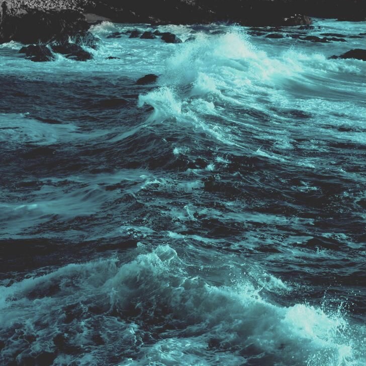 85. Ocean or lake? (Damn I didn't even plan for those pictures to match)