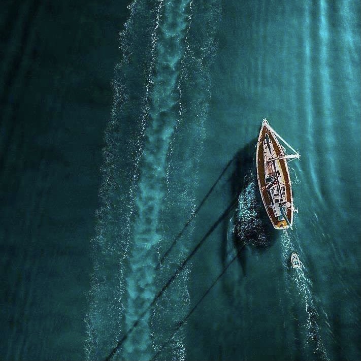 85. Ocean or lake? (Damn I didn't even plan for those pictures to match)