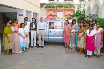 drmohanv's tweet photo. 2/3
Photograph shows Prof. Venkat Narayan with the D Clip team and staff of MDRF and DMDSC.
#Diabetes #MDRF #DMDSC #DCLIP #SupportDiabetics #MedicalDiaries #DrVMohan https://t.co/JlMhYDQfCQ
