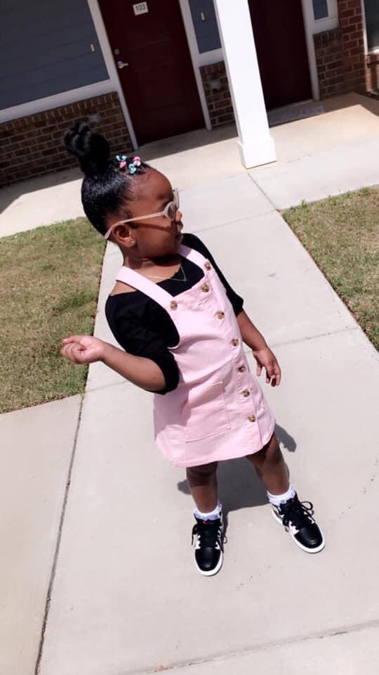 Pr3tyGracia's tweet photo. @ChazKB1 I be like aww my little model 🥰 https://t.co/nqz9Ydbdh9