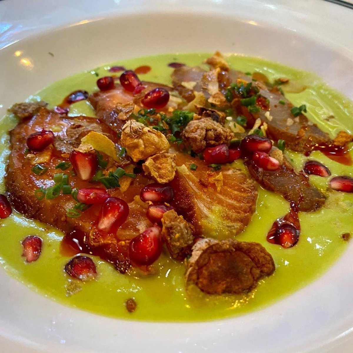 FishHouse_live's tweet photo. 📸credit: @DjLORDofficial “EDIBLE ART”🎨My compliments to the chefs..SALUTE!🏆
@chefshaunbrian @txavier_torres
@bradylowe75 @fishhouse_live
#AboutLastNight #DjLORD #FishHouseLive #Foodie #Friday #Seafood #WeDontEatTheSame https://t.co/nAgTEJ8cyW