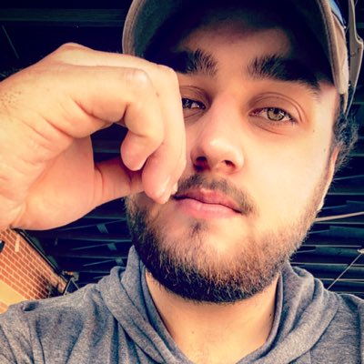hunter_malone66's tweet photo. #NewProfilePic https://t.co/lLE9rhBLC3