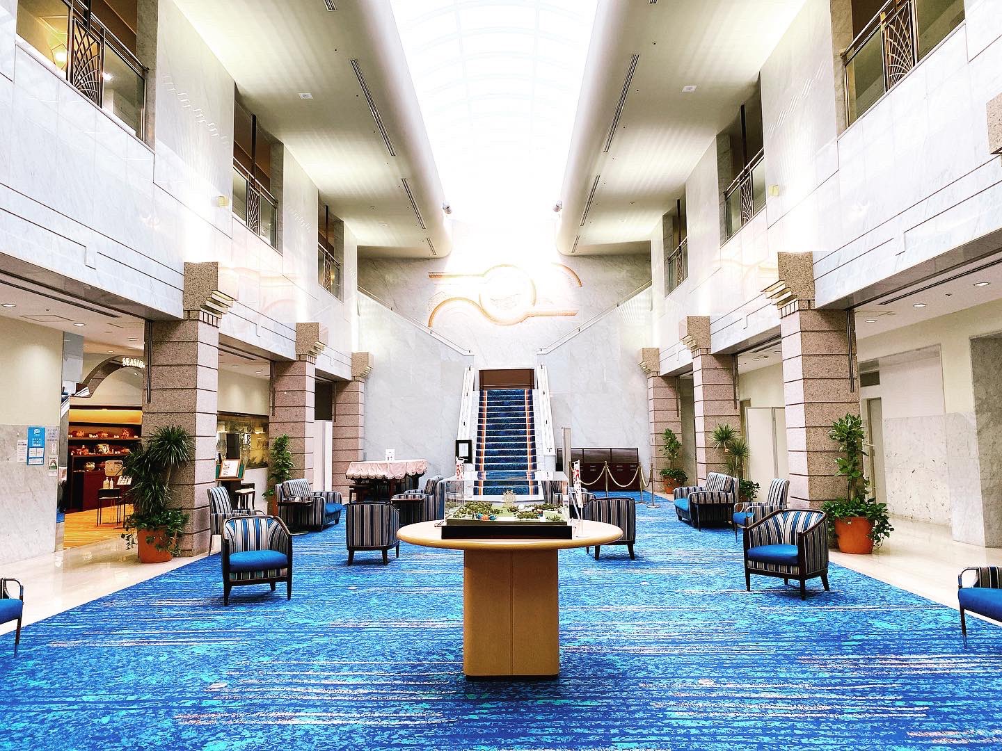 Tokyo旅館 葛西臨海公園にある唯一の区立ホテル シーサイド江戸川に宿泊 ホテルオークラが運営し お部屋もお風呂もお料理もクオリティが高いのに朝食付き1人1泊1万円 Goto使ったり 二人以上で泊まるともっと安い 超ウルトラ穴場すぎてホントはこっそり