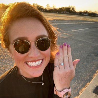 madi_reed_'s tweet photo. #NewProfilePic 💍💍💍 https://t.co/HY5RZRlgSw