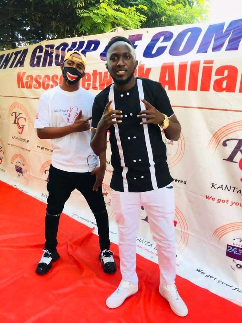 shakzboutiqmbra's tweet photo. @Mc_Kacheche styled by me at the recently KANTA ENTERTAINMENT AWARDS.
#certifiedCelebrityStylist
#Celebritystore https://t.co/VwTR028nWd