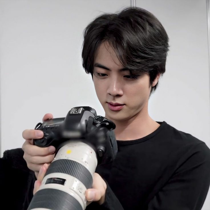 your camera roll when kim seokjin is your boyfriend a needed thread;