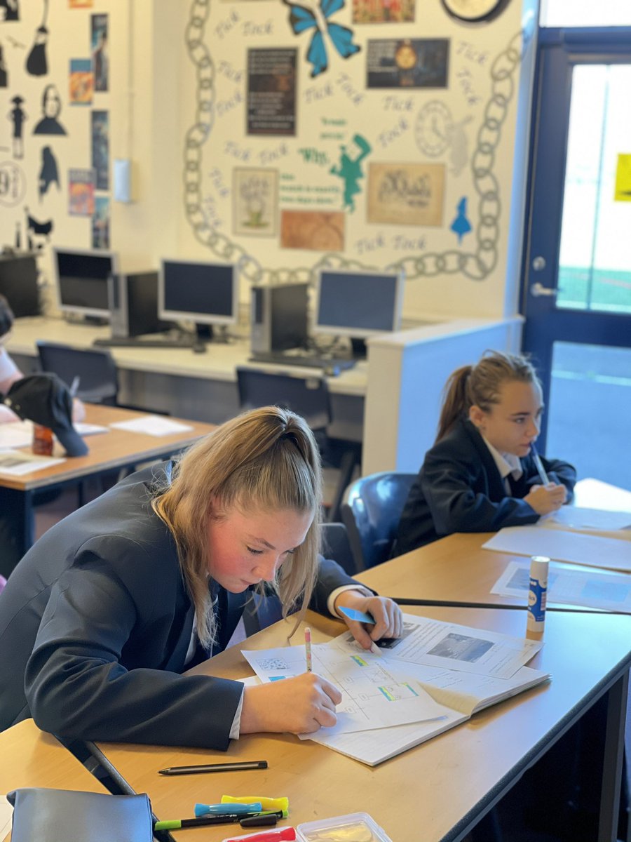 PCSInformation's tweet photo. Here are a few photos of our busy students working hard in school this week. We are proud of all our students and their continued focus ๐๐คฉ #proudtobeopen #lockdown2uk #school2020 https://t.co/O44E6oWtMO