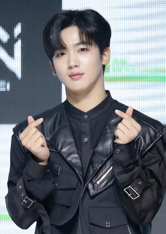 KBSคอนเฟิร์มแล้ววว"คิมโยฮัน"รับบทนำซีรีส์"School 2021" เตรียมถ่ายทำและออกอากาศช่วงปีหน้า