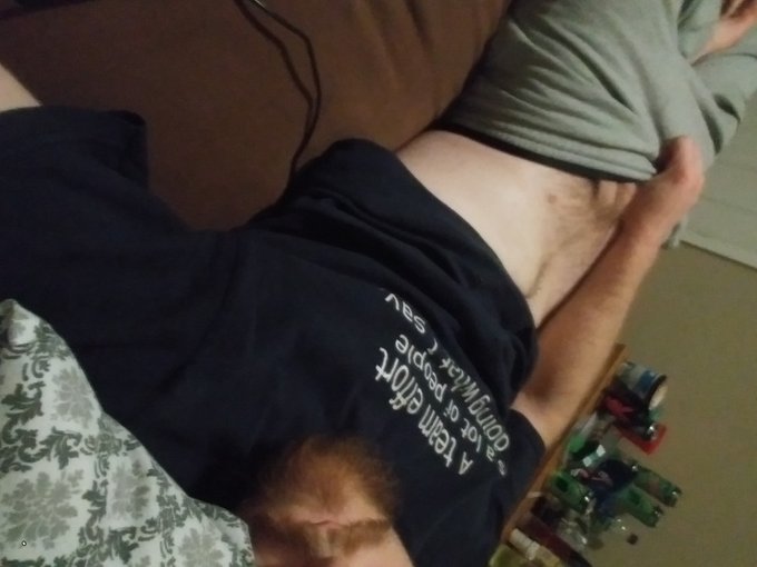 I'm online right now on Skyprivate - pay-per-minute system for Skype live shows. Call me right now in