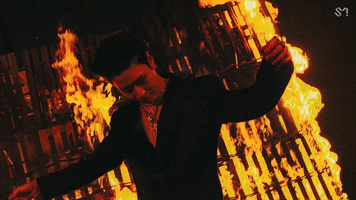  #TAEMIN    #태민   ' #이데아   ( #IDEA  :理想)' MV YouTube: Naver:  https://tv.naver.com/v/16625239&nbsp;V Live:  https://www.vlive.tv/video/222478&nbsp;