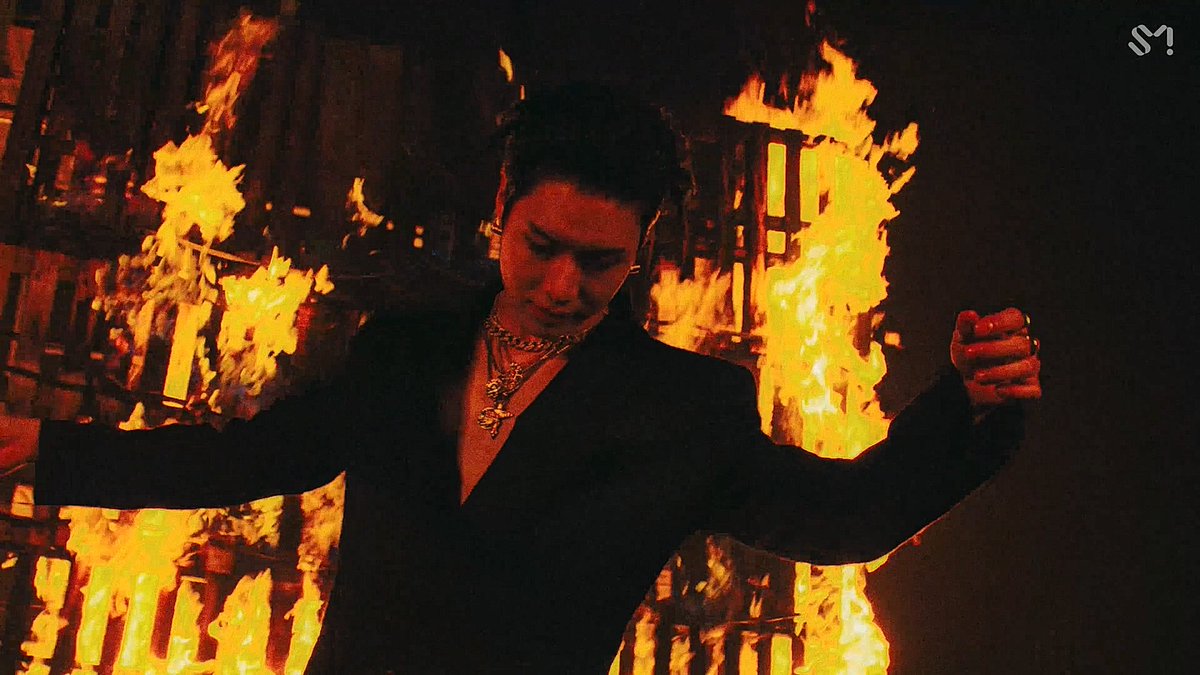  #TAEMIN    #태민   ' #이데아   ( #IDEA  :理想)' MV YouTube: Naver:  https://tv.naver.com/v/16625239&nbsp;V Live:  https://www.vlive.tv/video/222478&nbsp;