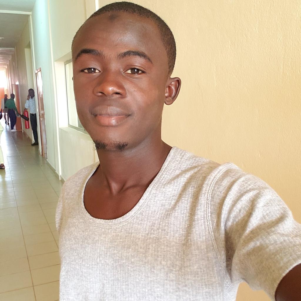 konate819's tweet photo. #NouvellePhotoDeProfil https://t.co/4nDLO8bkpV