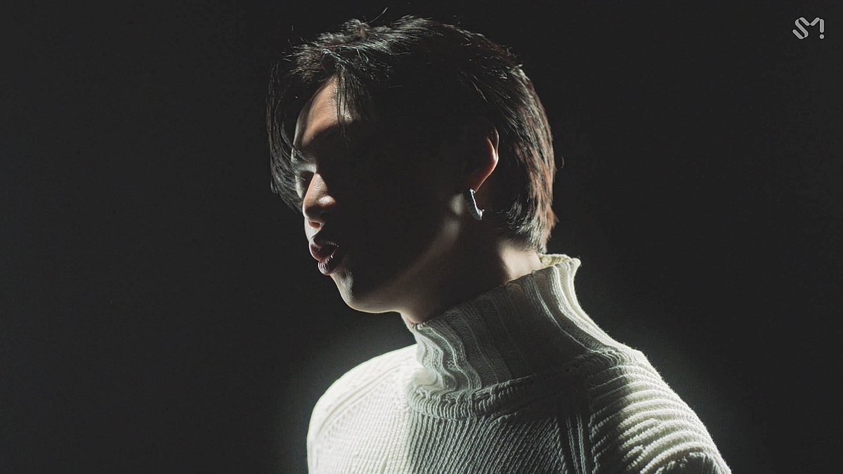  #TAEMIN    #태민   ' #이데아   ( #IDEA  :理想)' MV YouTube: Naver:  https://tv.naver.com/v/16625239&nbsp;V Live:  https://www.vlive.tv/video/222478&nbsp;