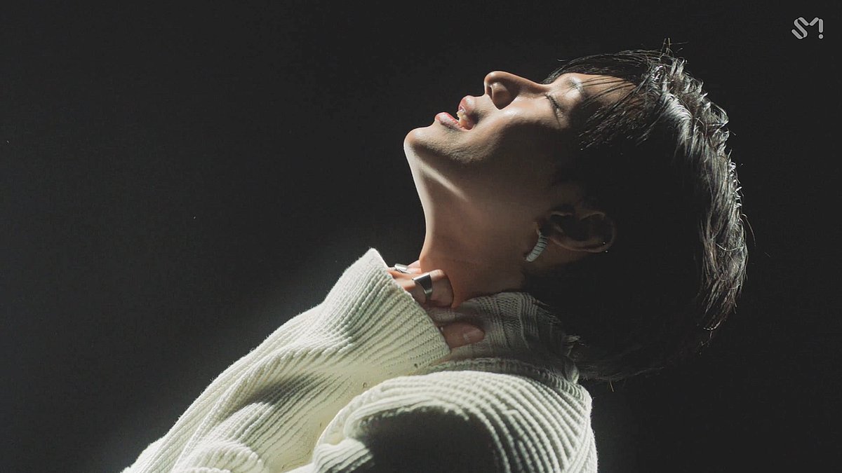  #TAEMIN    #태민   ' #이데아   ( #IDEA  :理想)' MV YouTube: Naver:  https://tv.naver.com/v/16625239&nbsp;V Live:  https://www.vlive.tv/video/222478&nbsp;