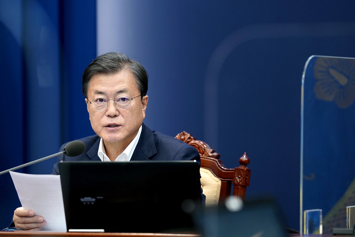 문재인 tweet media