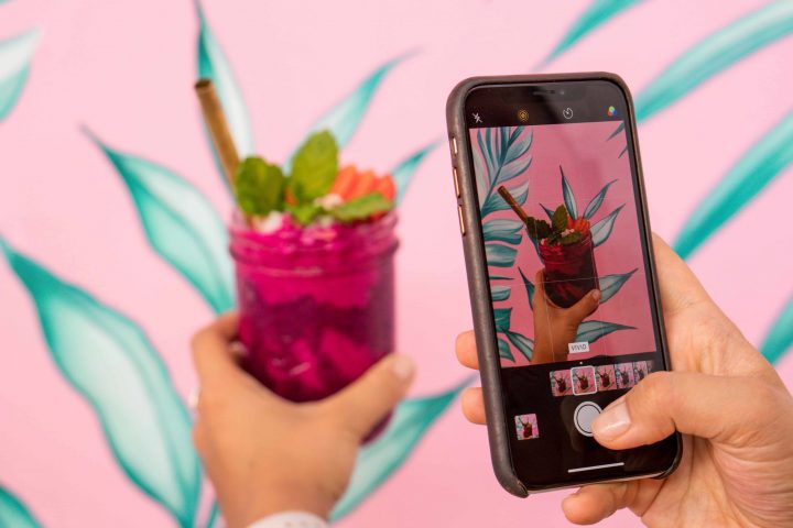 remihass's tweet photo. 🔄 Comment utiliser #Instagram pour augmenter le trafic de votre site web https://t.co/GDTJ0WBi9u via @WebmarketingCOM 
#SocialMedia #SocialSelling https://t.co/9yZI0BIXr3