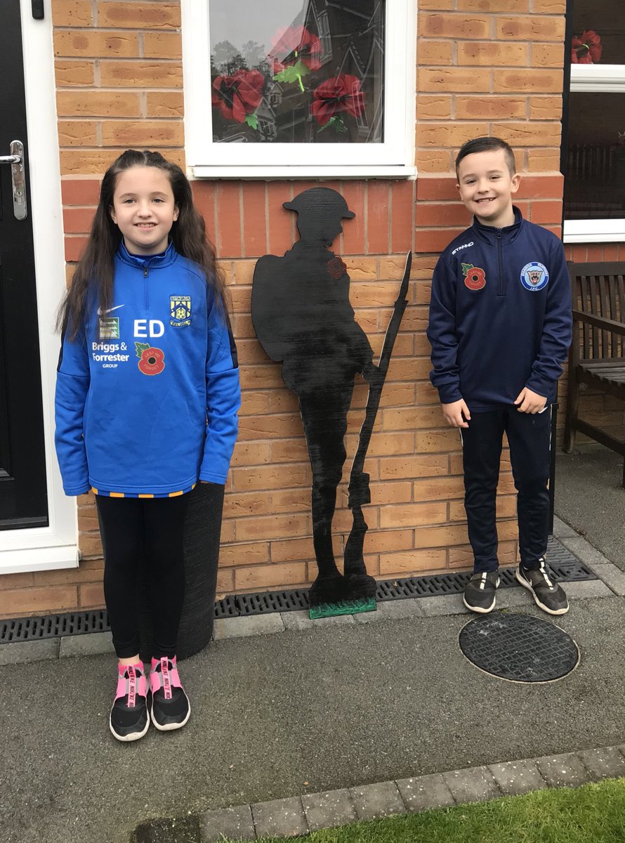 DuffyShel66's tweet photo. #LestWeForget @St_Wilfrids_CE @lwilsonsclass @mrpriceclass Ellie &amp; William proudly wearing their football kits and poppies https://t.co/TMnBPrZIhD