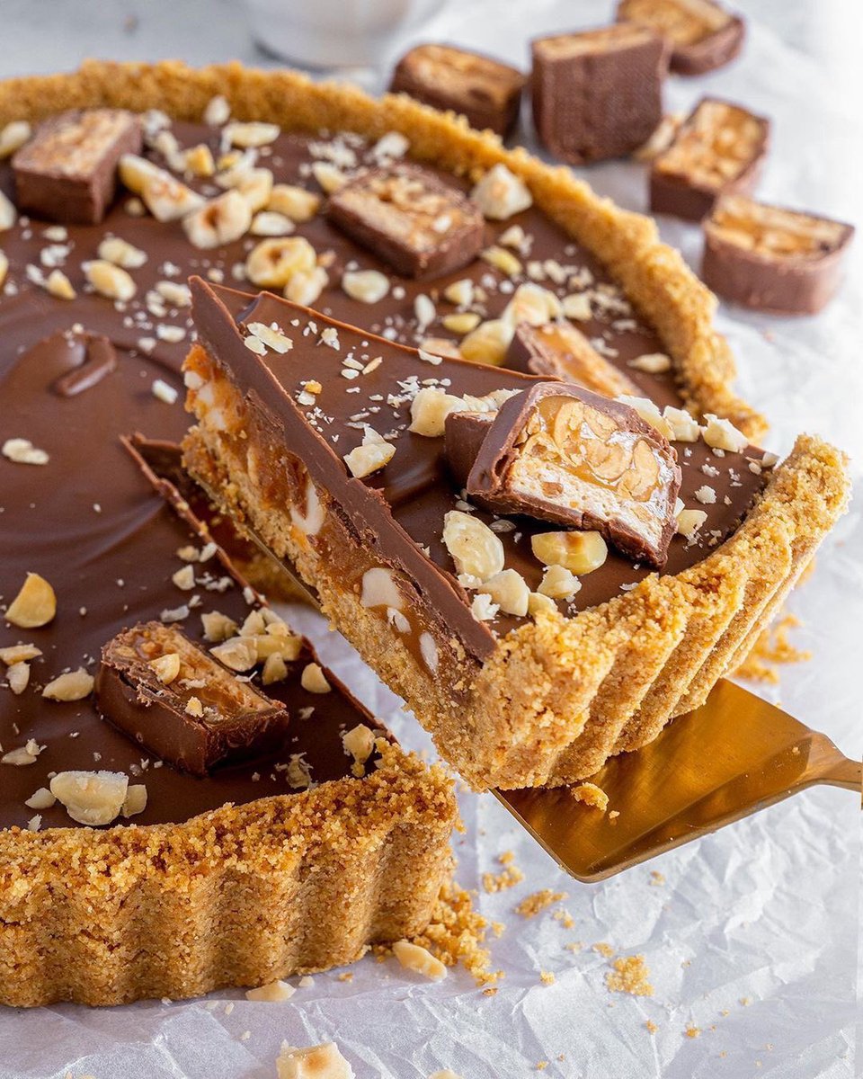 TheFoodOverload's tweet photo. Chocolate Peanut Butter Tart
#Food #FoodPorn #Photography https://t.co/IsHd7mjnau