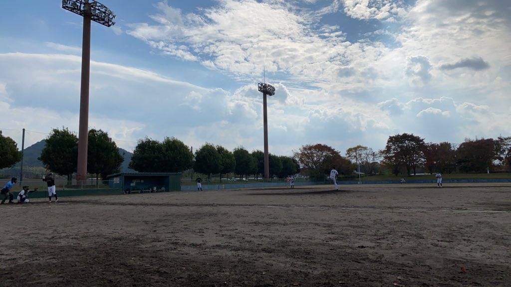 KING_SIZE074's tweet photo. 11月8日vsリーピーズ戦 勝利

11月22日
準決勝9:00プレイボール
決　勝12:30プレイボール

KING-SIZE https://t.co/PkpekwP0uF