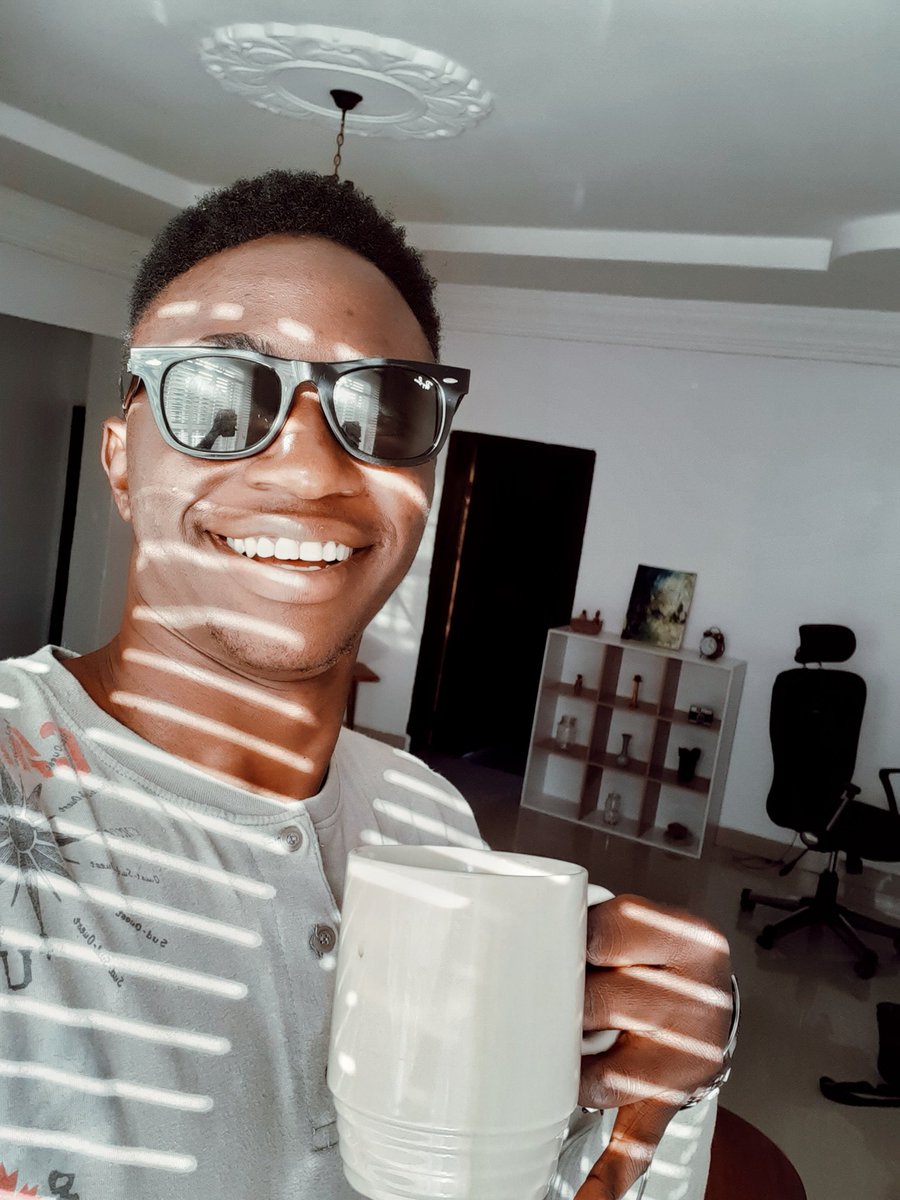 Lazhamgaina's tweet photo. "Behind every successful person is a substantial amount of Coffee."
😁😎
#WeAreNigerianCreatives
#nigerianphotographershub #joscreative https://t.co/N9lbNmARvU