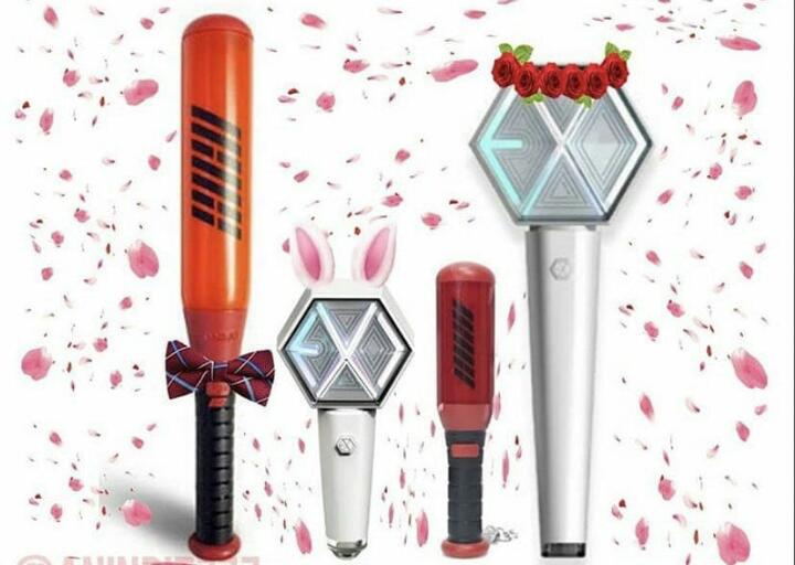 MaharaniFiska's tweet photo. YG TREAT iKON FAIRLY 
Hay sayang Ikonic Kami Exol mau blang:)semangat yah jgan sesekali menyerah mendukung idol klian, kami Exol merasakan kok apa yang kalian rasakan jadi semangat yah yang kuat adek, kakak, sahabat, pacar🤝😭❤
#STOPIKONMISTREATMENT 
#iKON #아이콘 @YG_iKONIC https://t.co/fRhIggRmJN