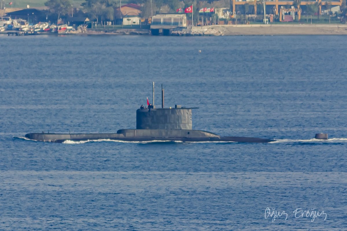 OguzEroguz1's tweet image. #TurkishNavy #AyClass #Type209-1200 TN #submarine