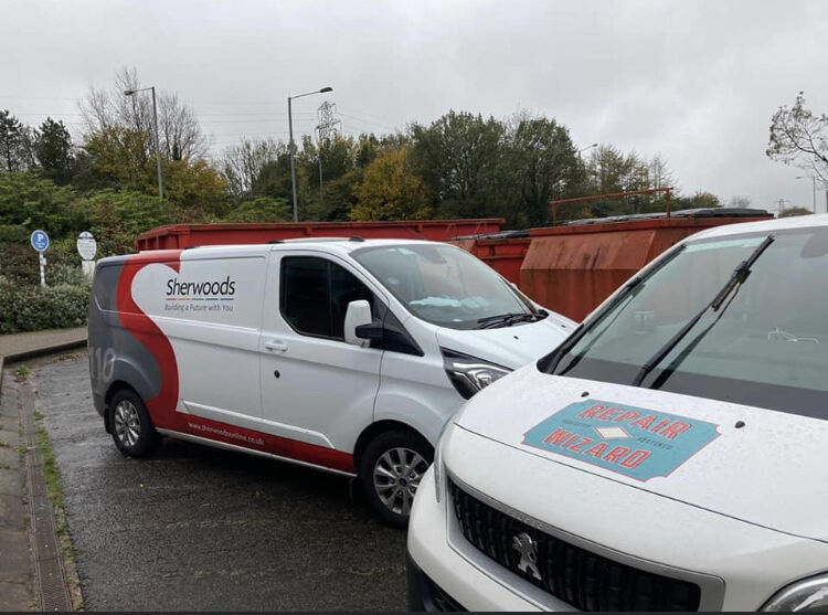 Sherwoodsonline's tweet photo. The perfect #DreamTeam working with our #RepairWizard partners. Always a pleasure to be #BuildingaFutureWithYou https://t.co/Zd84M0N71I