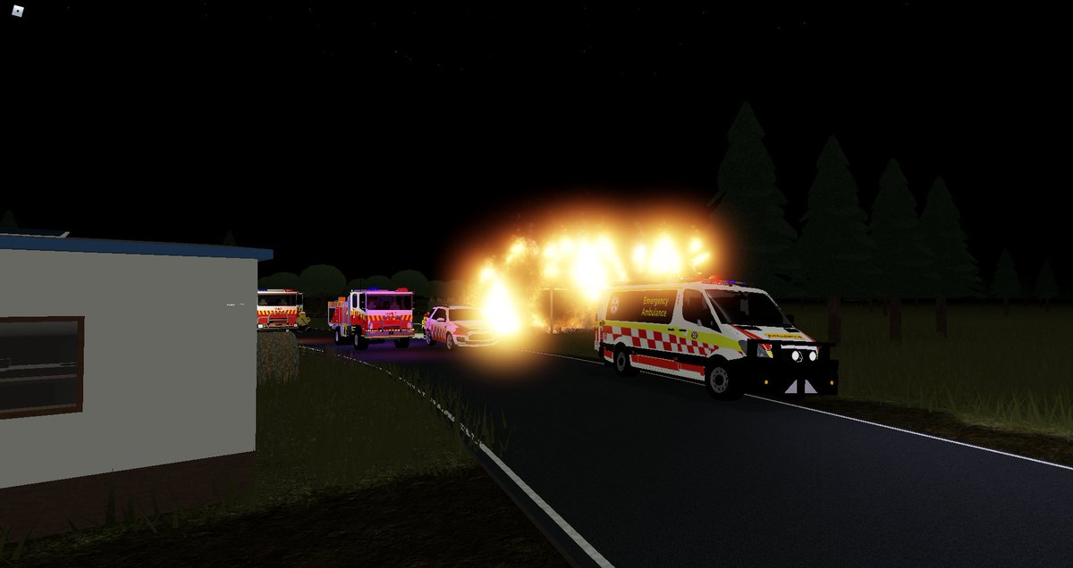 RFS_RBLX's tweet photo. Photo from tonights house fire attended by all 3 of our brigades! #roblox #robloxdev Taken by @iAaronCasey https://t.co/nmyLJx4FJu