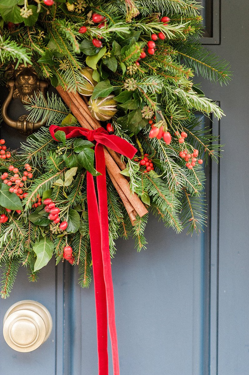 Pre order your Christmas Wreaths now and #supportsmall #dorset #florist 
marthaandthemeadow.com