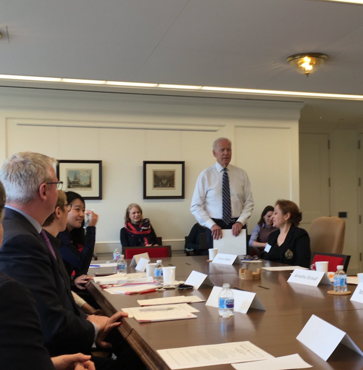 freddyweima's tweet image. Washington DC, March 2018: Joe Biden unexpectedly visited the International Education Leadership Summit, hosted by our American sister organisation ⁦⁦@IIEglobal⁩. In his short speech, Biden made clear he strongly supports international collaboration in education