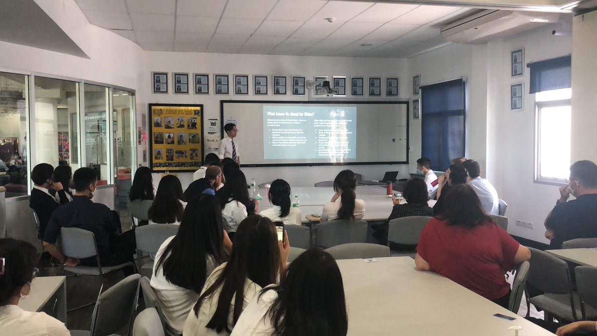 HarrowbkkSF's tweet photo. Nithan S12 hosting a talk this lunchtime discussing “Bidenomics vs Trumpenomics”, and the impact which the Biden administration may have on the economy and the stock market. @HarrowBKKLiA @HarrowBangkok https://t.co/WN1j3xRebF