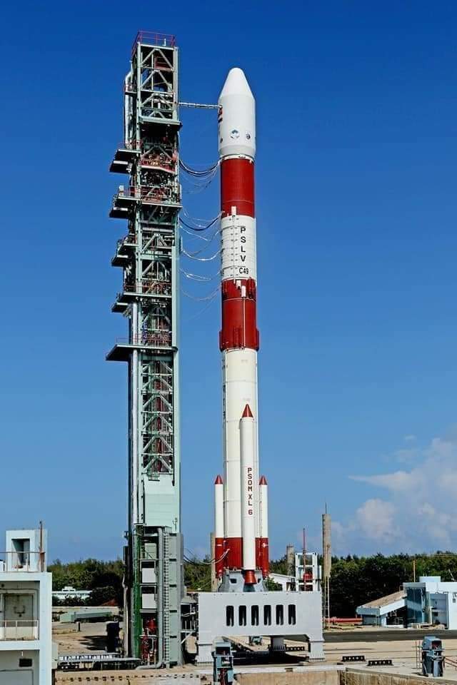 Surajpatel007's tweet photo. आज श्रीहरिकोटा के सतीश धवन स्पेस सेंटर से #ISRO ने EOS-01(अर्थ ऑब्जर्वेशन सैटेलाइट) का #PSLVC49 रॉकेट से सफलतापूर्वक प्रक्षेपण किया गया है। 
इसरो के समस्त वैज्ञानिकों एवं देशवासियों को हार्दिक बधाई एवं शुभकामनाएं 
निश्चित ही यह समस्त भारतीयों के लिए गौरव का क्षण है।
 #ProudOnISRO https://t.co/pdRwTvSQV5
