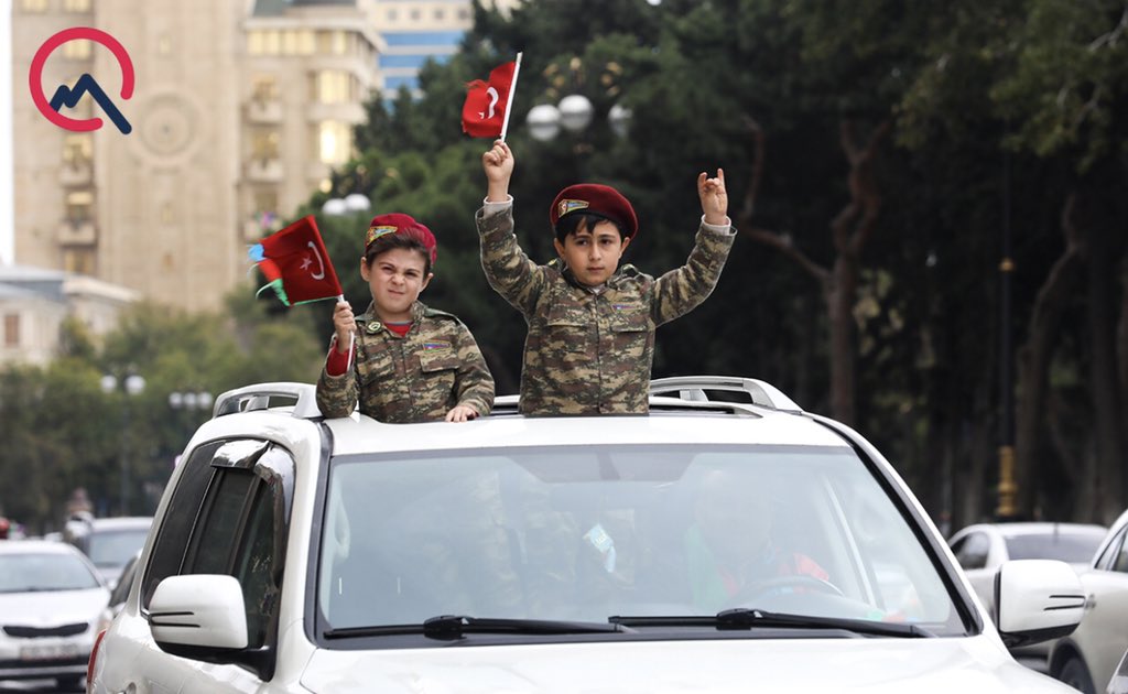 lyamhh's tweet photo. Sweet photos from Baku #KarabakhisAzerbaijan https://t.co/D5ERtmPfH0