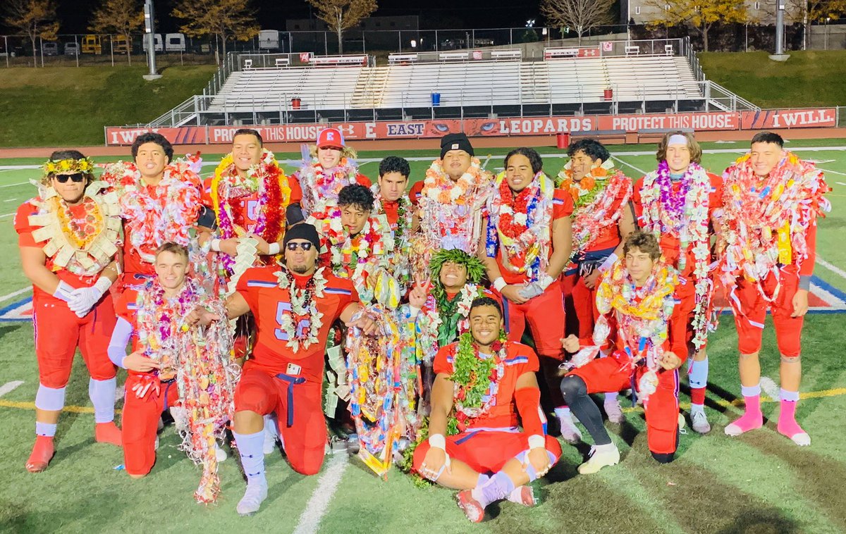 CoachVailahi's tweet photo. I’m going to give it everything I got inside my soul for our EAST BOYS and especially our SENIORS this week. Going to have the BEST practices ever. Focused and getting our Minds Right 💯 #RespectTheE One Heart..One Team..One FamilE..One LovE #1EAST @OldEastHighFB https://t.co/9TohCFMcfx