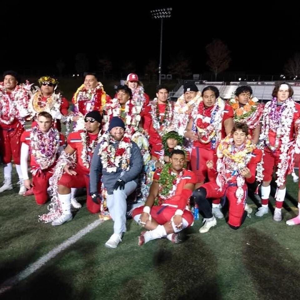 CoachVailahi's tweet photo. I’m going to give it everything I got inside my soul for our EAST BOYS and especially our SENIORS this week. Going to have the BEST practices ever. Focused and getting our Minds Right 💯 #RespectTheE One Heart..One Team..One FamilE..One LovE #1EAST @OldEastHighFB https://t.co/9TohCFMcfx
