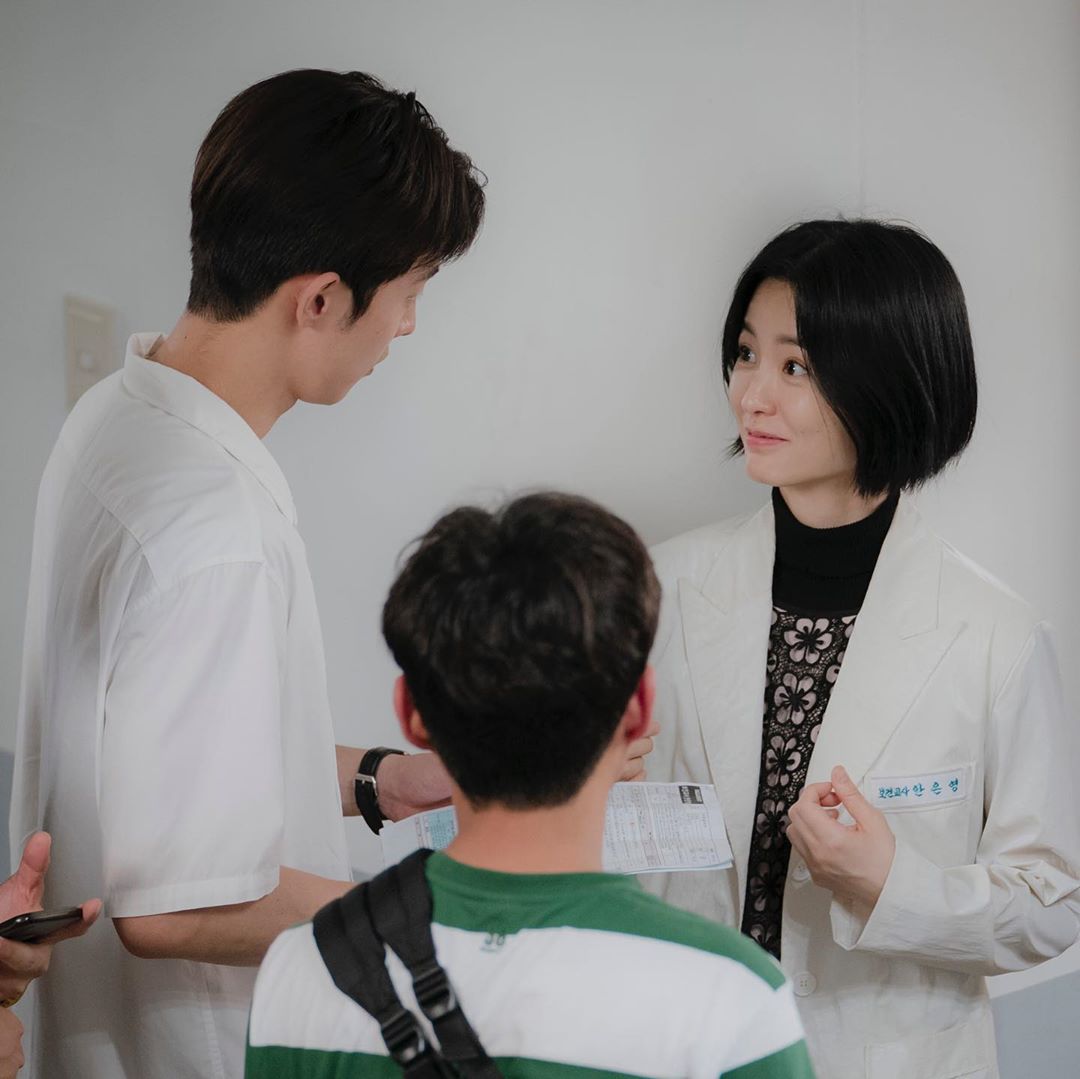 Nam Joo Hyuk mentioned #JungYumi in his recent magazine Interview. He said he received a lot of energy from meeting good people esp his Yumi noona💕 ©GQ Korea #보건교사안은영 #정유미...