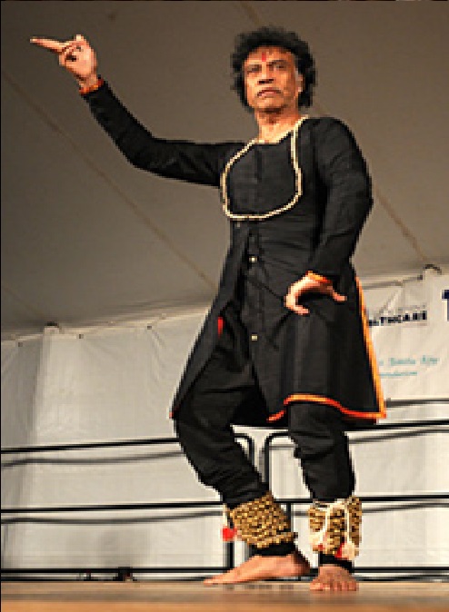 NCAA_PMU's tweet photo. On the #birth #anniversary of Pandit #ChitreshDas, presenting an #archival #video #recording of a #lecture #demonstration on #Kathak, from the #repository of @NCAA_PMU:
https://t.co/ylCqSSdIjN
#ExploreYourArchive #OpenAccess #SharedHeritage #SharedResponsibility #Dance https://t.co/22eyH1zMJP