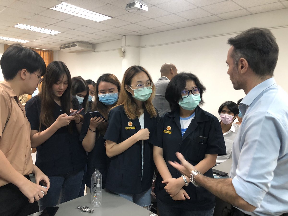 uktradeinthai's tweet photo. Great fun to team up with @ukinthailand to present about 🇬🇧’s #GlobalEntrepreneuProgramme &amp; Chevening Scholarship today at @TUinternational’s #TUPINE. 
Looking forward to welcome you to the UK in the near future! https://t.co/erPyrFAvqi