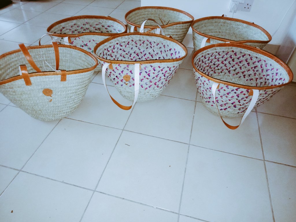 Edithmacharia1's tweet photo. I sell these shopping bags at ksh600 &amp; ksh700 depending on size to support my hustle call/dm on watsapp 0719887700 https://t.co/FxPd2w6liv