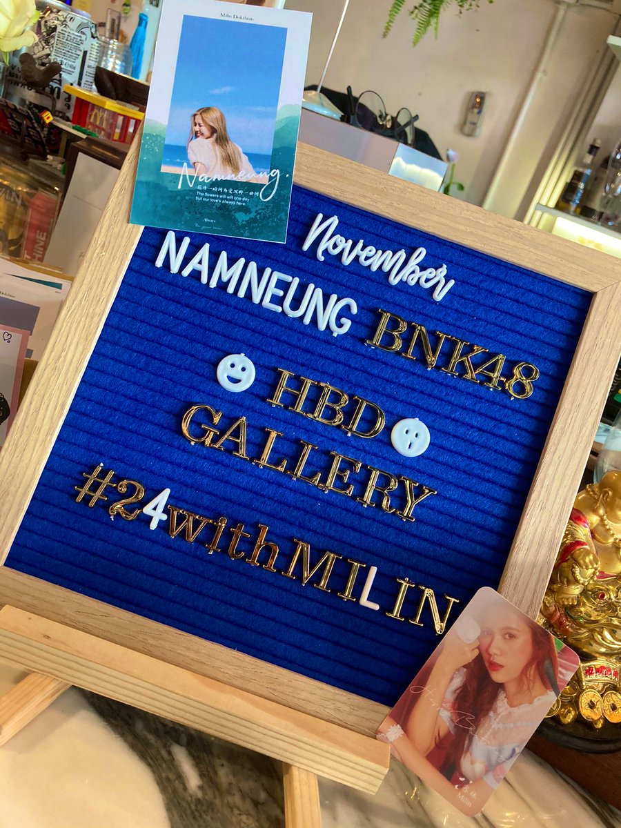 accentAriBKK's tweet photo. Milin’s Birthday Gallery @lafhotelaree
🗓8-15 พ.ย. 11.00-เที่ยงคืน
ทุกวัน
ซื้อเครื่องดื่มชาไทยหรืออื่นๆ70฿ขึ้นไปรับPhotocardลายพิเศษ1ชุด
มาแวะชมกันได้ที่พหลโยธินซอย5
สอบถามโทร 090-902-1942
with love. ❤️🧸
#Alwaysbeyour
#24withMilin
#NamneungBNK48 https://t.co/Az5iDdb47t